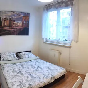 Valda ,pokoje Przy Trasie Toruńskiej Warszawa