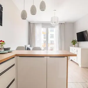 Lux 2 Pokojowe In Z Bezplatnym Podziemnym Parkingem Warszawa